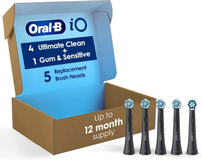 Oral-B iO Ultimate Clean Replacement Brush Heads, 5 Count, 4 Ultimate Clean + 1 Gum & Sensitive Black 1 Count (Pack of 5) Black